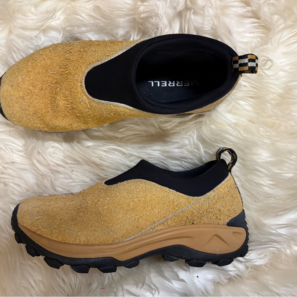 Merrell Slip-On Hiking Shoes in Wheat and Black